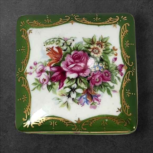 Vintage Norleans Japan Footed Porcelain Trinket Box Green Floral Gilt Vanity - Picture 3 of 11